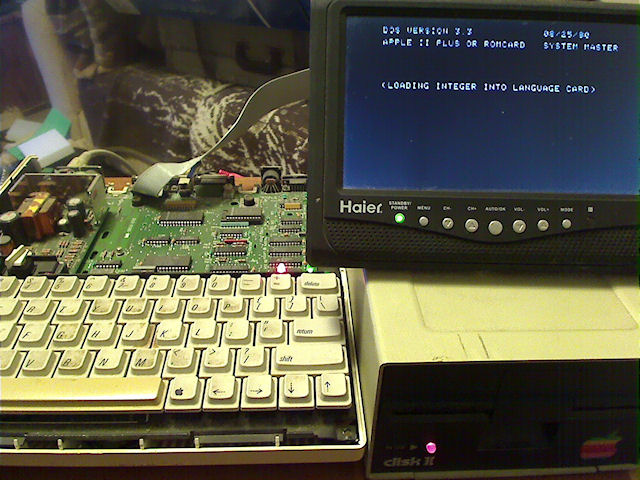 Can a Disk II drive be connected directly to the IIc
